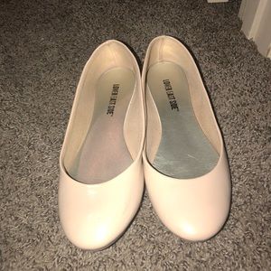 nude flats